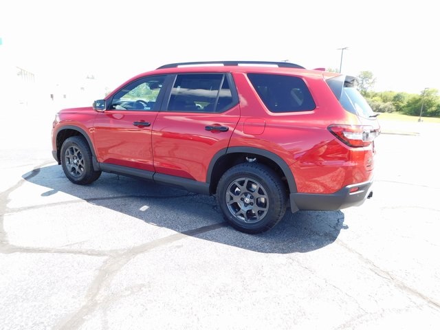 2025 Honda Pilot TrailSport photo 4