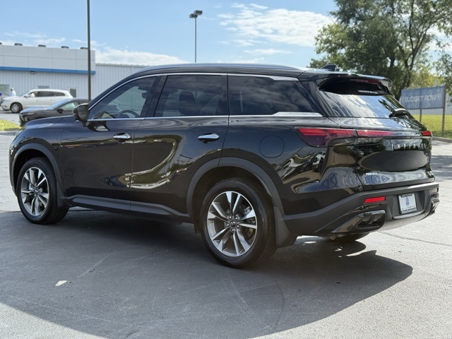 2025 Infiniti QX60 Luxe photo 4
