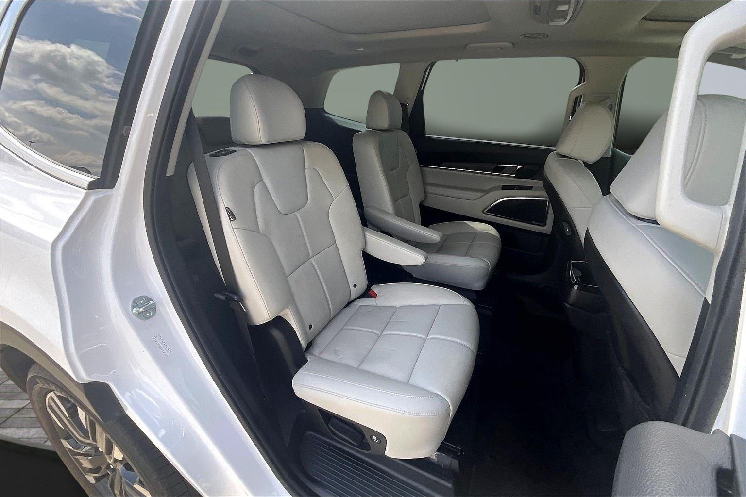 2024 Kia Telluride SX photo 26