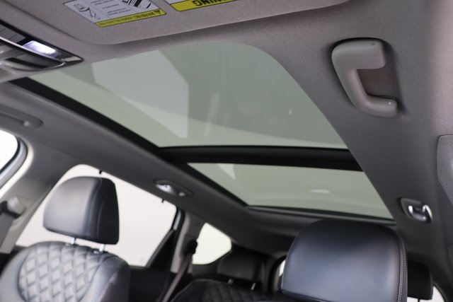 2022 Hyundai Santa Fe Limited photo 18