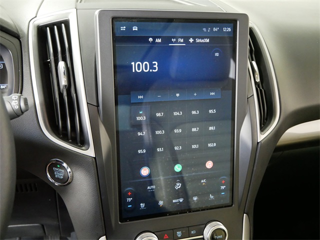 2023 Ford Edge SEL photo 25