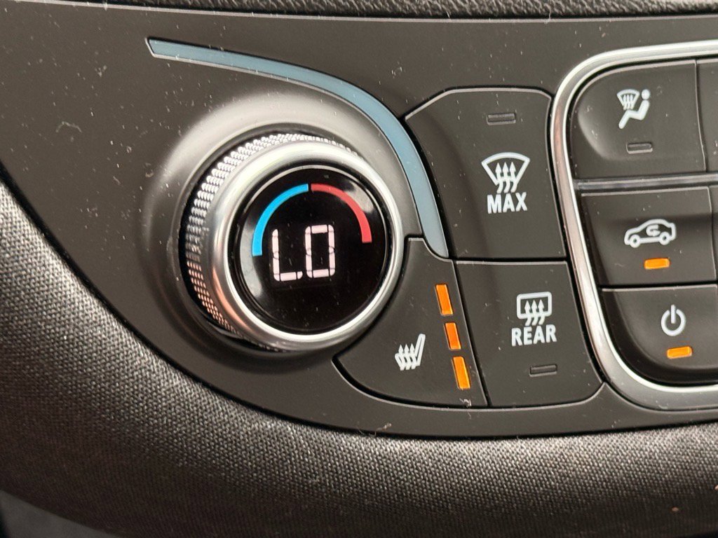 2025 Chevrolet Malibu 1LT photo 18