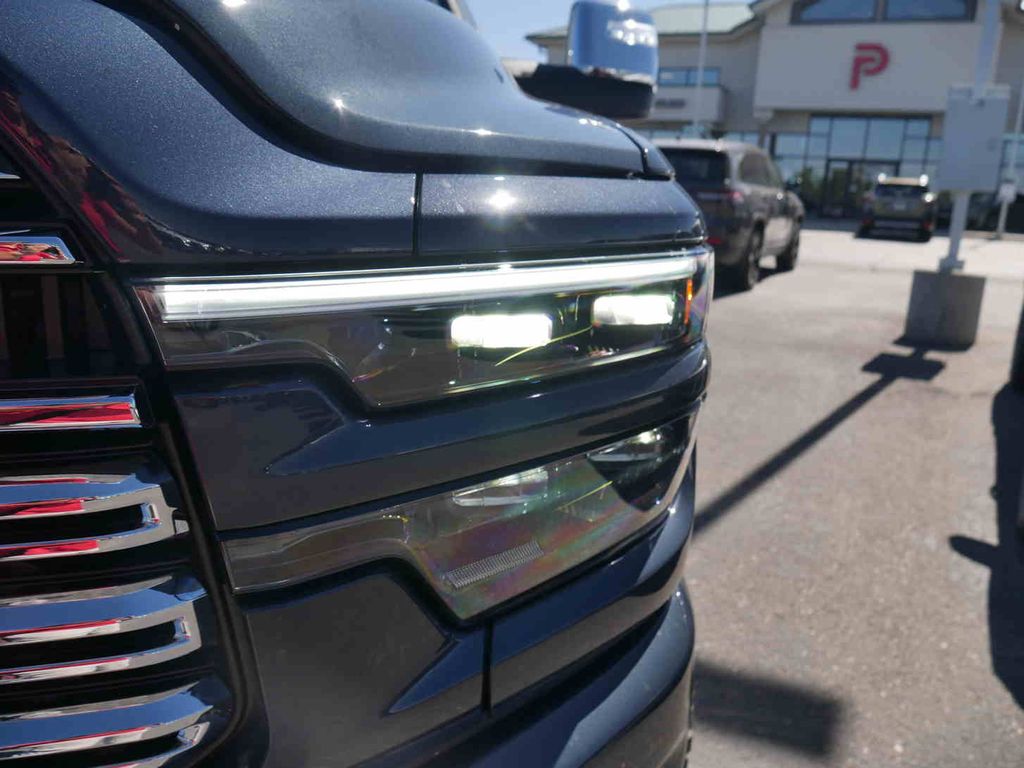 2026 Ram 3500 Laramie photo 26