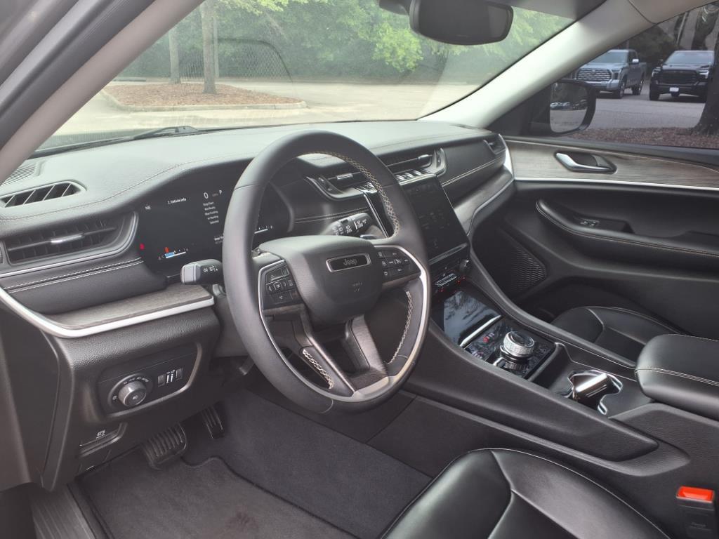 2023 Jeep Grand Cherokee Limited photo 15