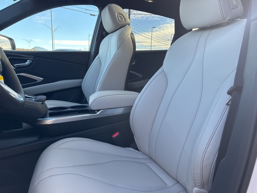 2025 Acura RDX Base photo 4