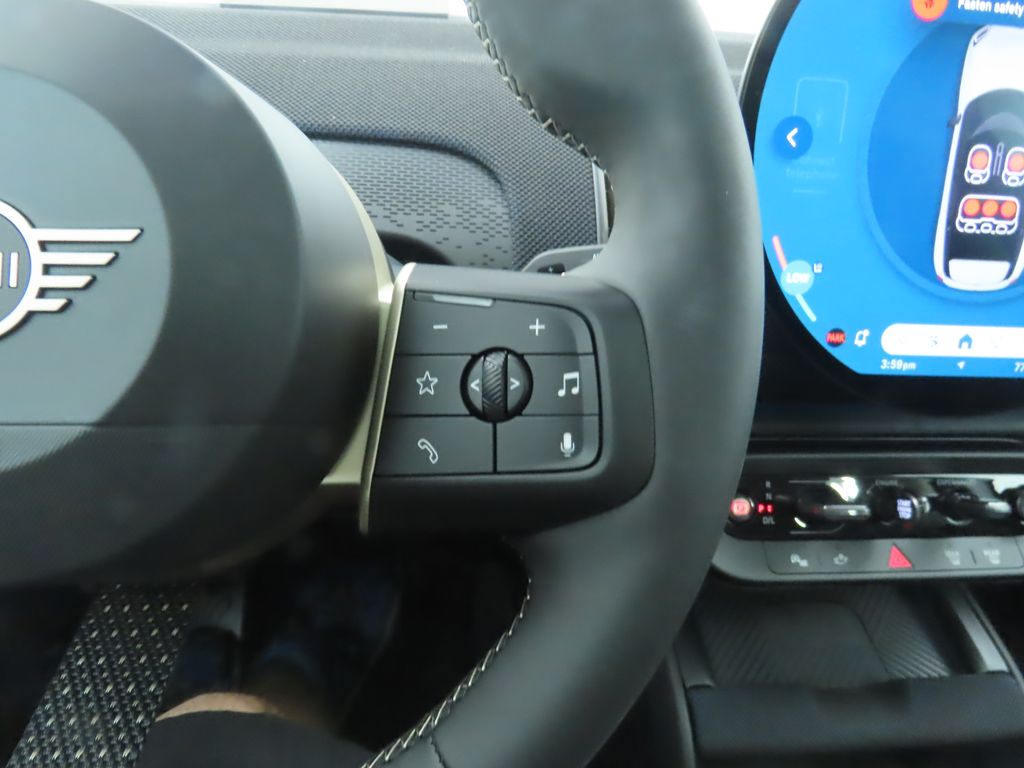 2025 Mini Countryman ALL4 Signature photo 10
