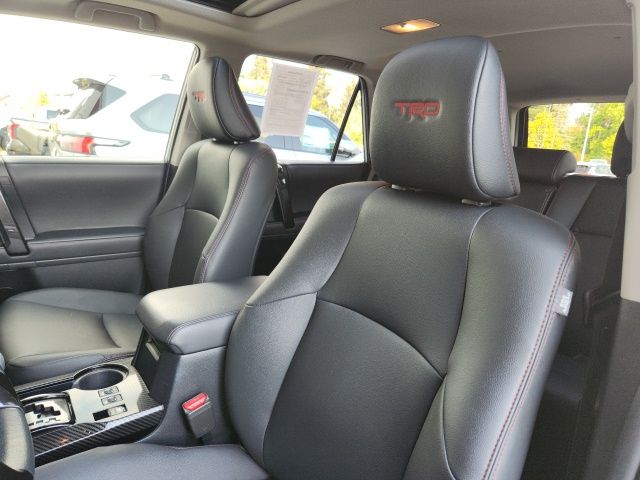 2023 Toyota 4Runner TRD Off-Road Premium photo 6