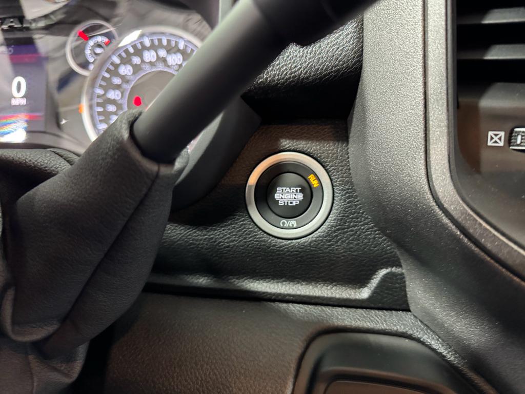 2025 Ram 2500 Tradesman photo 11