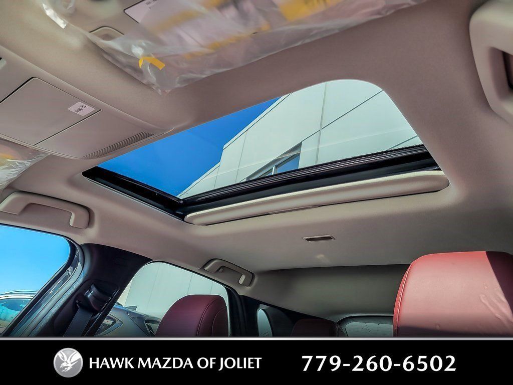 2025 MAZDA CX-30 - Image 9