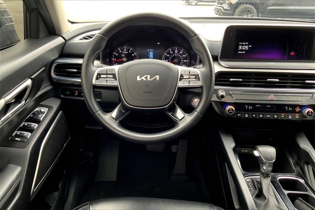 2022 Kia Telluride LX photo 5