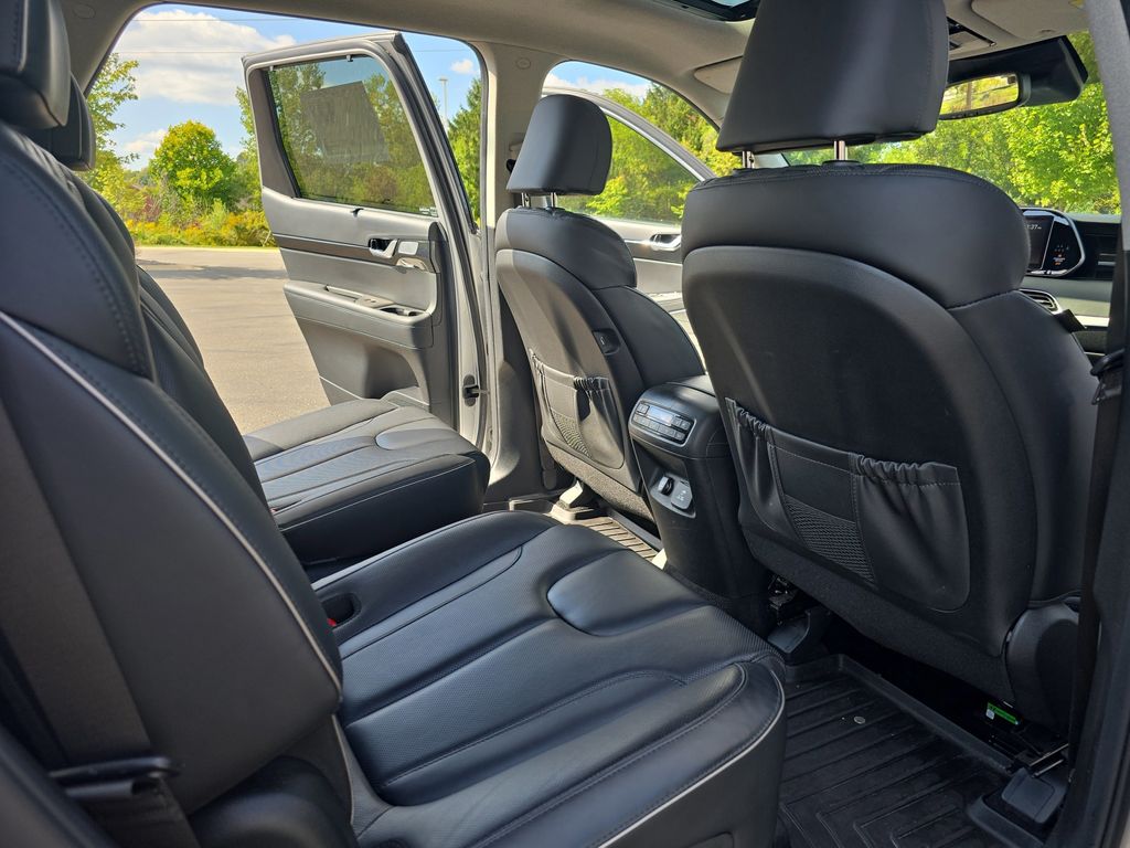 2021 Hyundai Palisade Limited photo 9