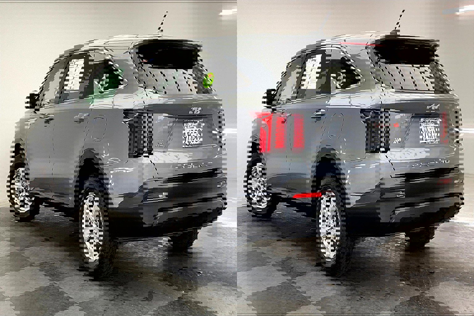2022 Kia Sorento LX photo 9