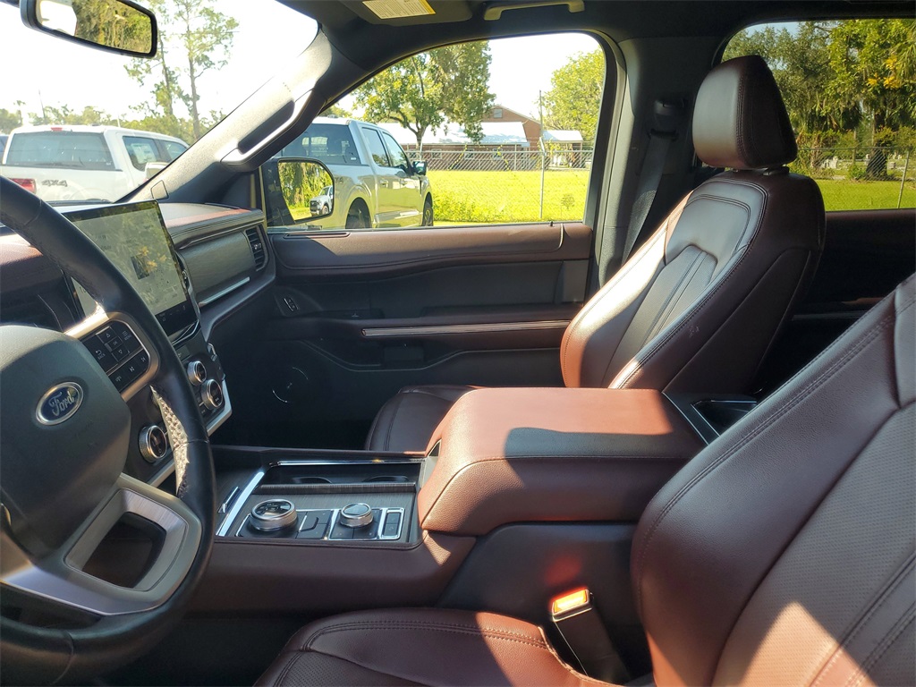 2024 Ford Expedition Limited photo 13