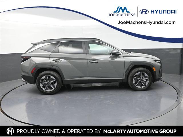 2026 Hyundai Tucson SEL Premium's photo