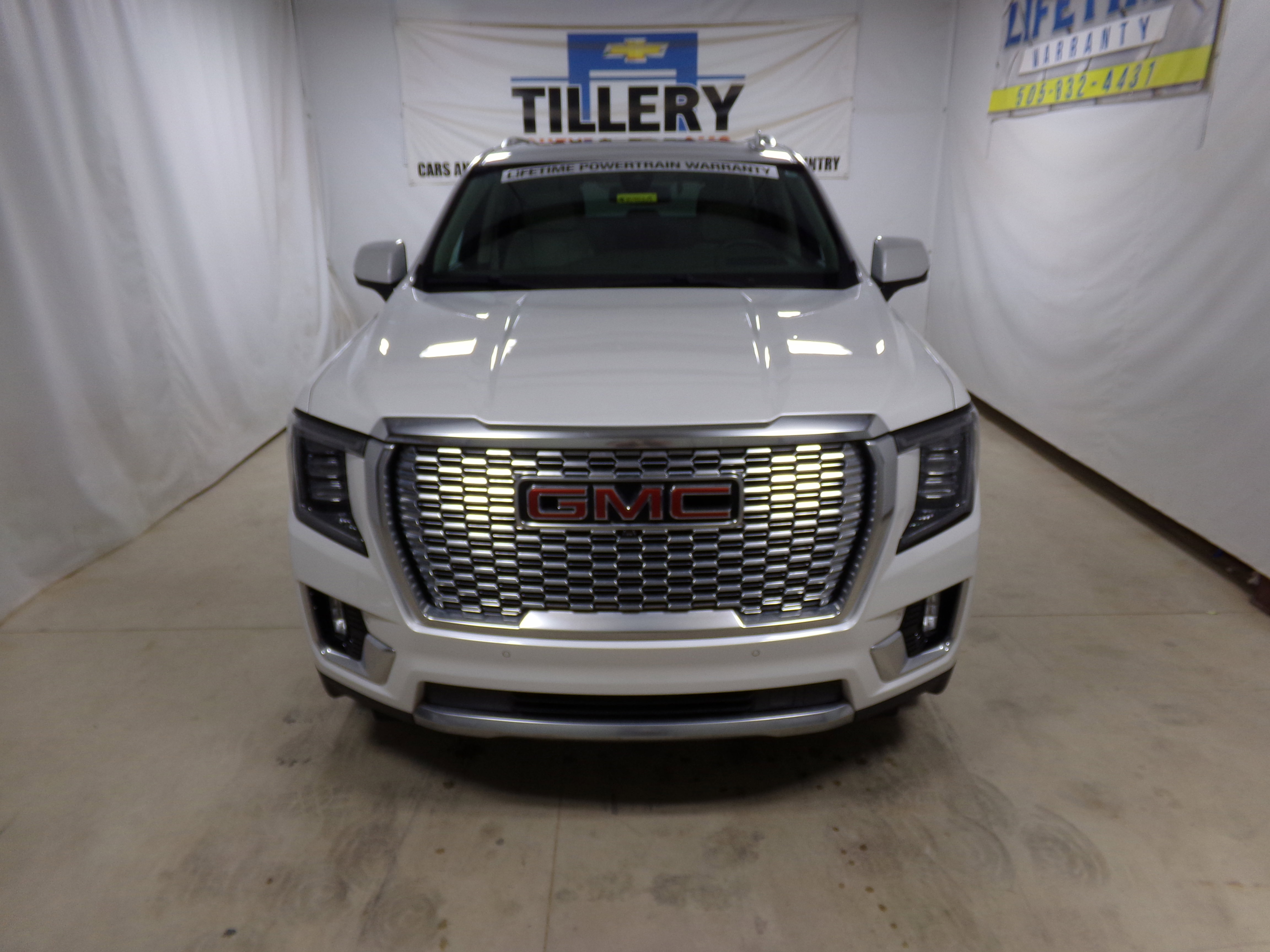 2022 Gmc Yukon Denali photo 2