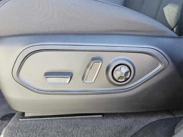 2025 Jeep Grand Cherokee Laredo X photo 13