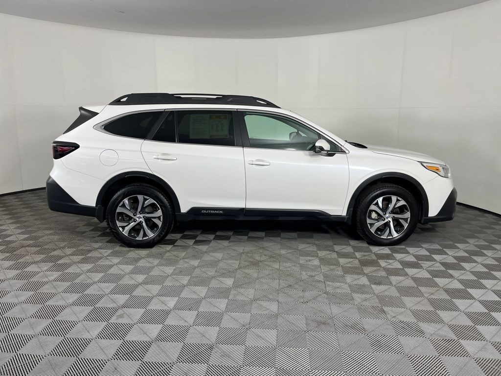 2020 Subaru Outback Limited photo 3