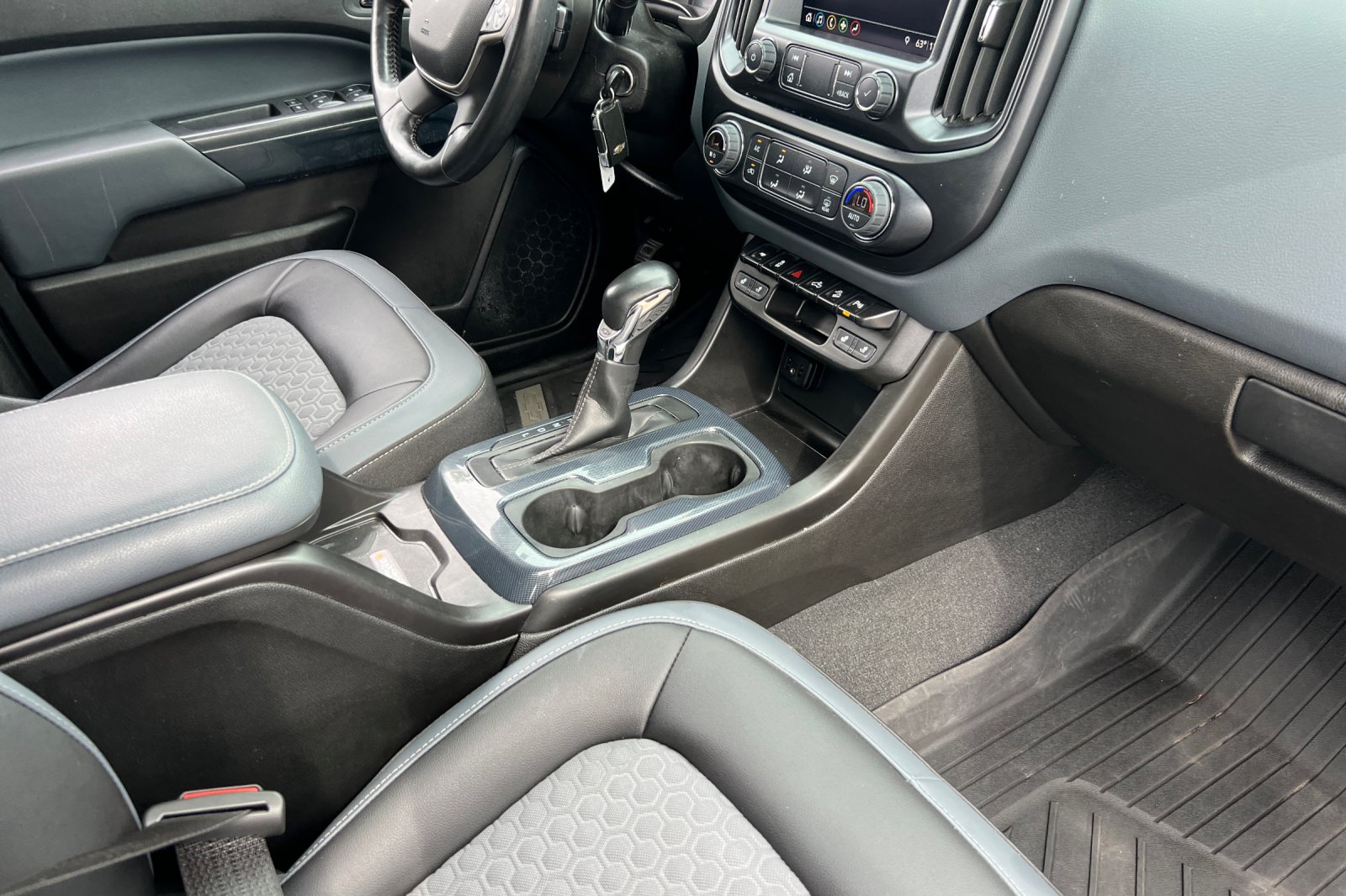 2022 Chevrolet Colorado Z71 photo 11