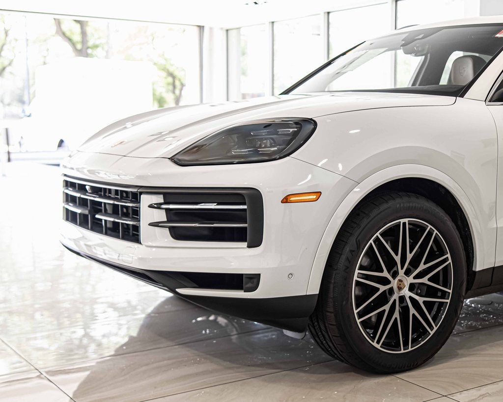 2025 PORSCHE CAYENNE - Image 4