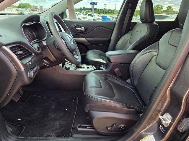 2021 Jeep Cherokee Latitude Lux photo 14