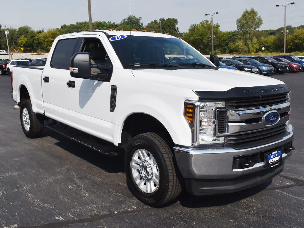 2019 Ford F-350 XLT photo 11