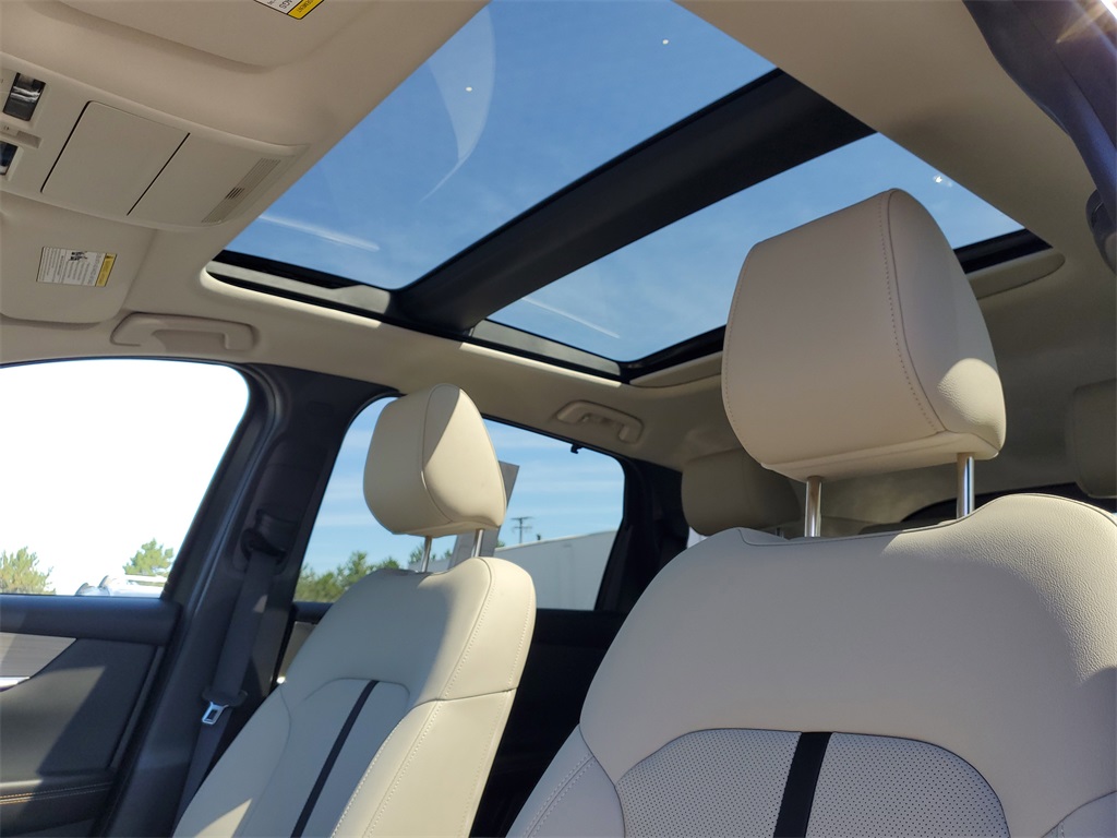 2025 Mazda CX-70 Plug-in Hybrid Premium photo 12