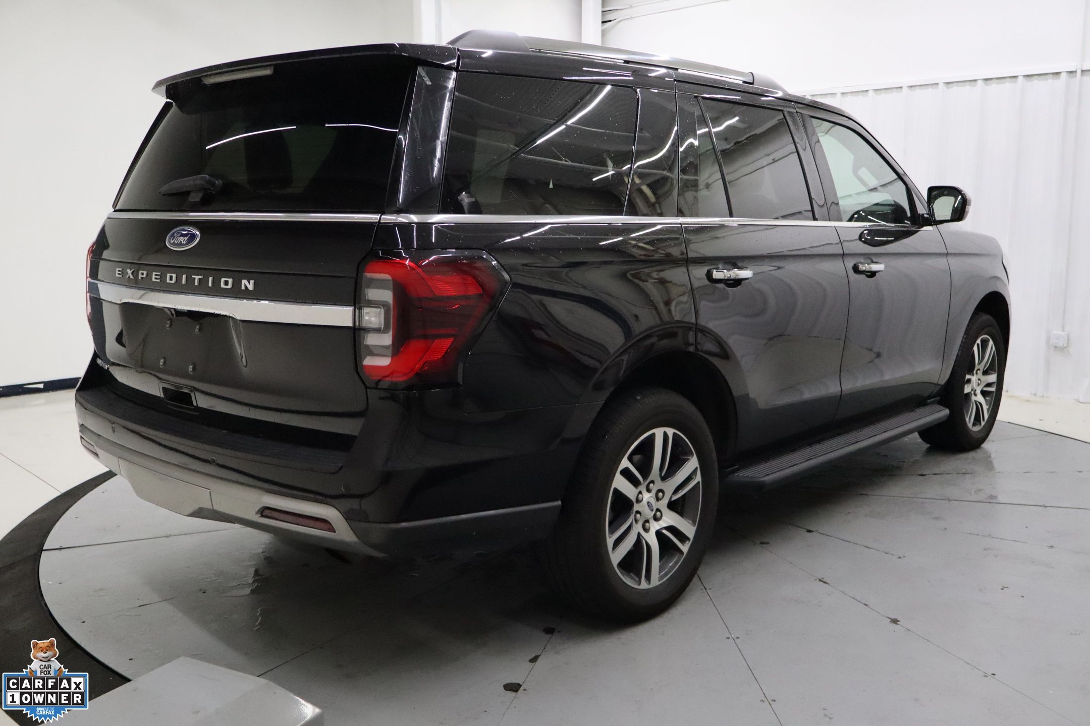 2024 Ford Expedition Limited photo 3
