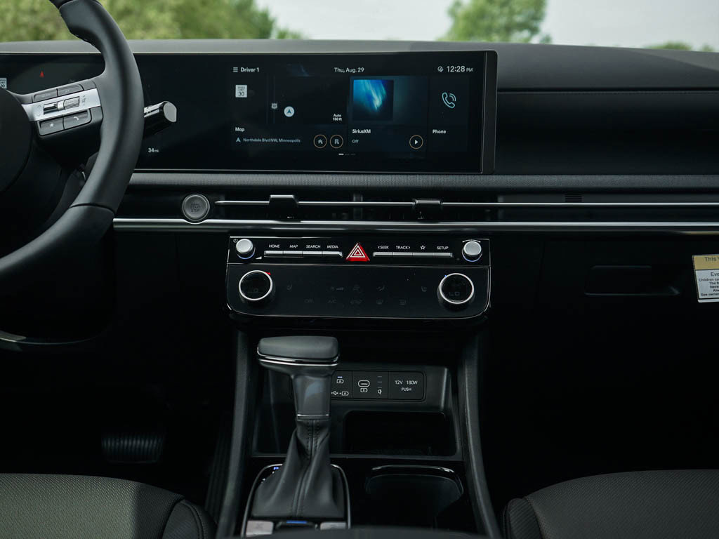 2025 Hyundai Tucson SEL Convenience photo 14