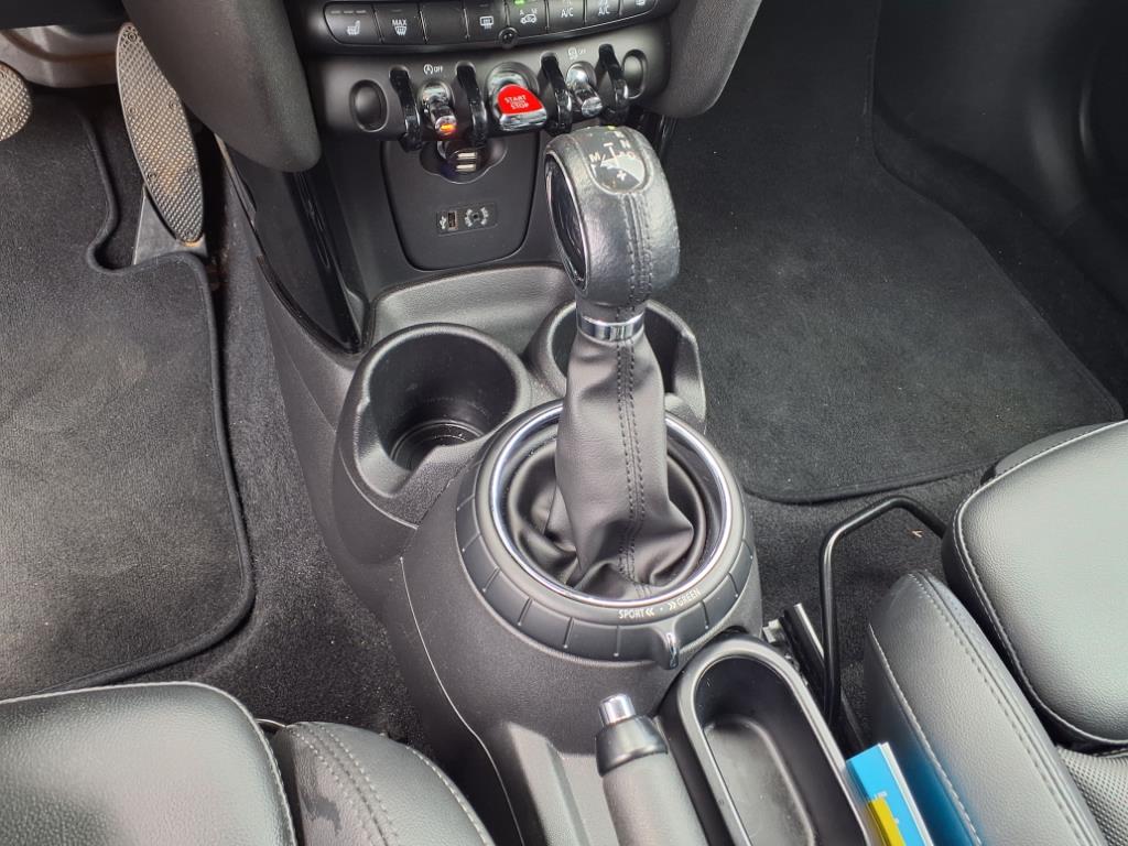 2015 Mini Cooper Hardtop S photo 9