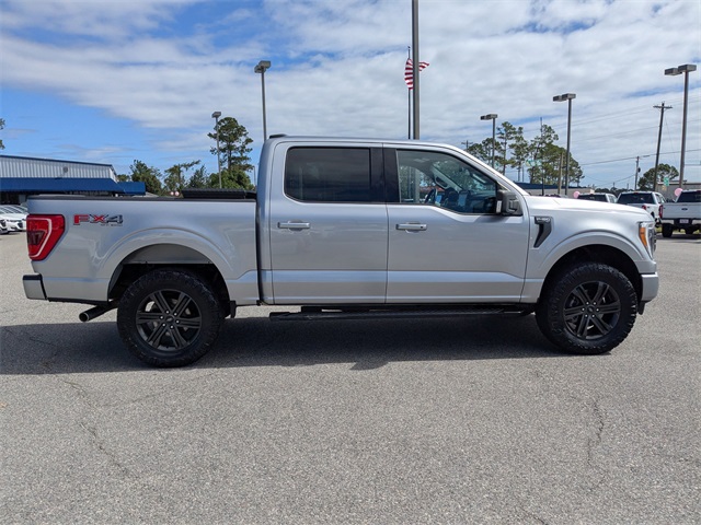 2021 Ford F-150 XLT photo 3