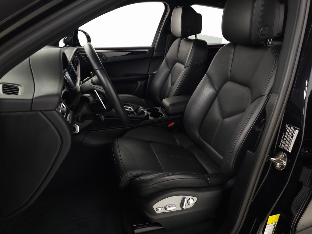 2022 PORSCHE MACAN - Image 17