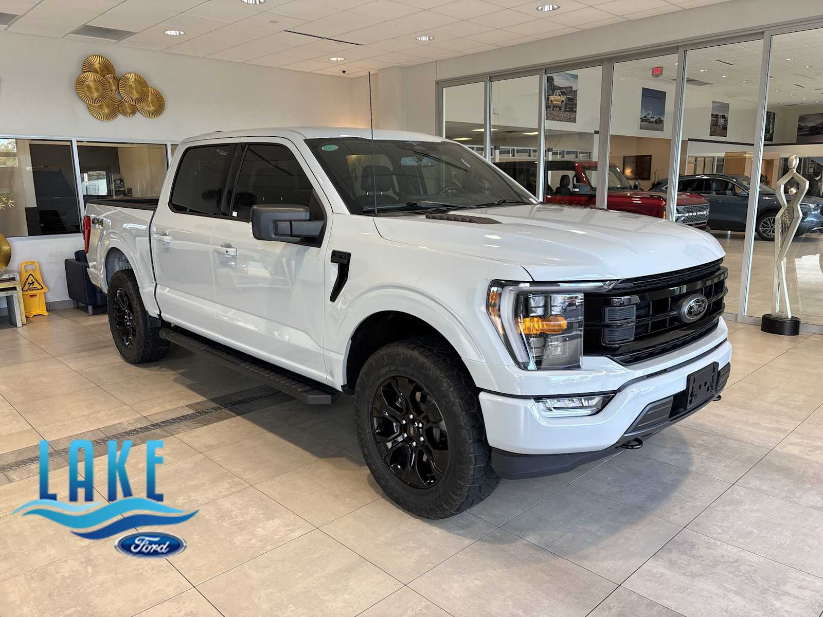 2023 Ford F-150 XLT's photo