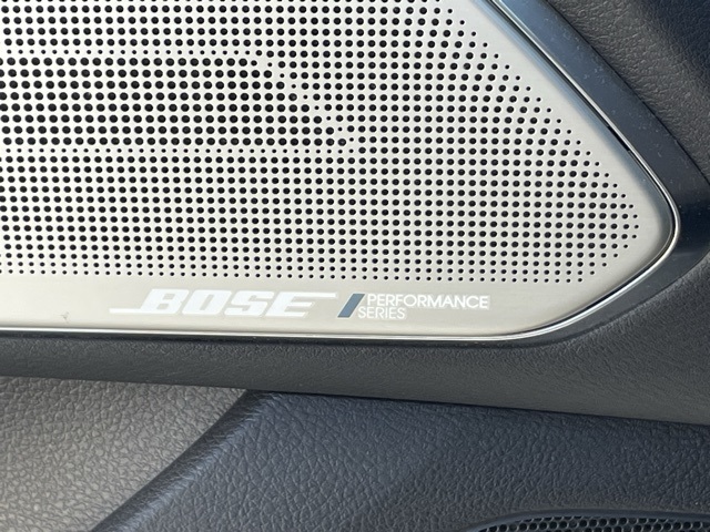 2022 Infiniti Q60 Luxe photo 18
