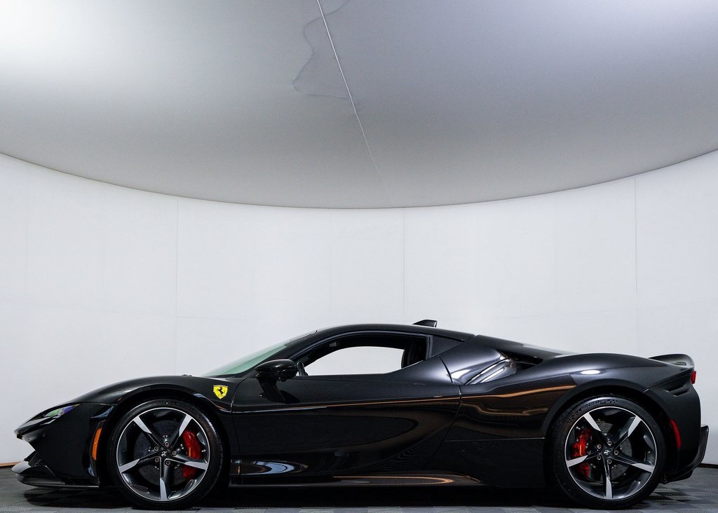 2022 Ferrari SF90 Stradale Base Assetto Fiorano photo 4