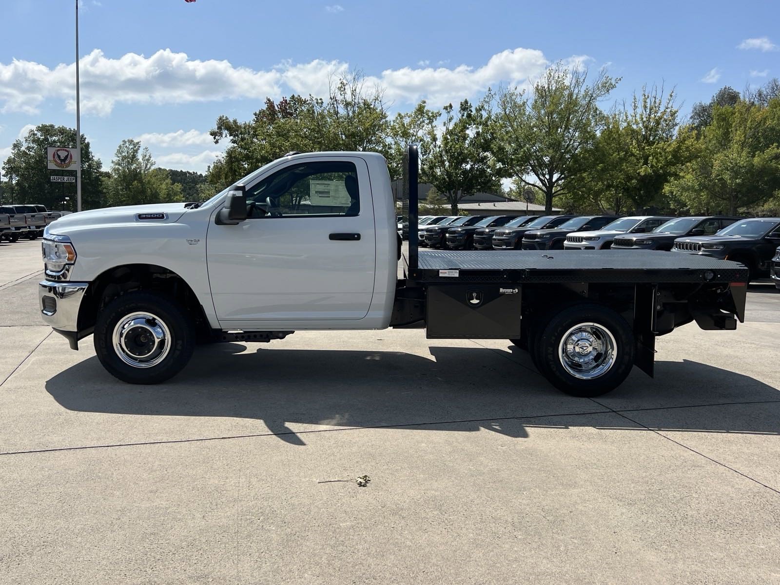 2024 Ram 3500 Tradesman photo 5