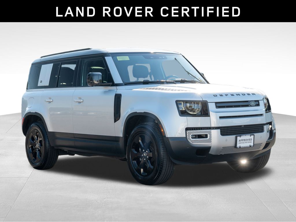 2024 Land Rover Defender 110 S photo 3