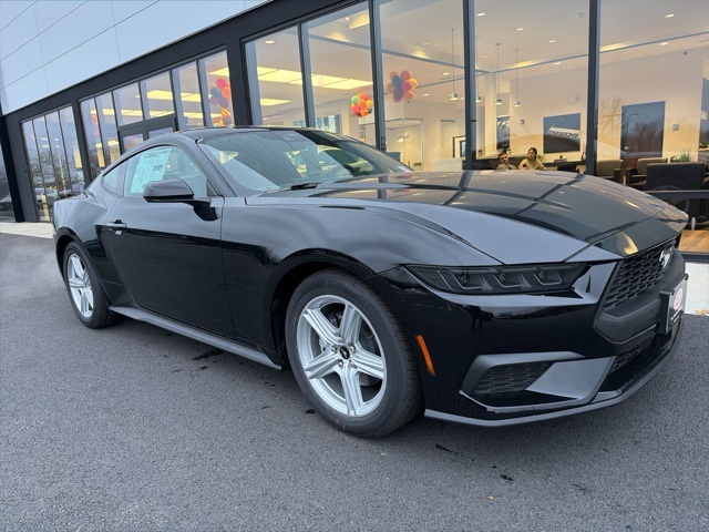 2026 Ford Mustang EcoBoost's photo