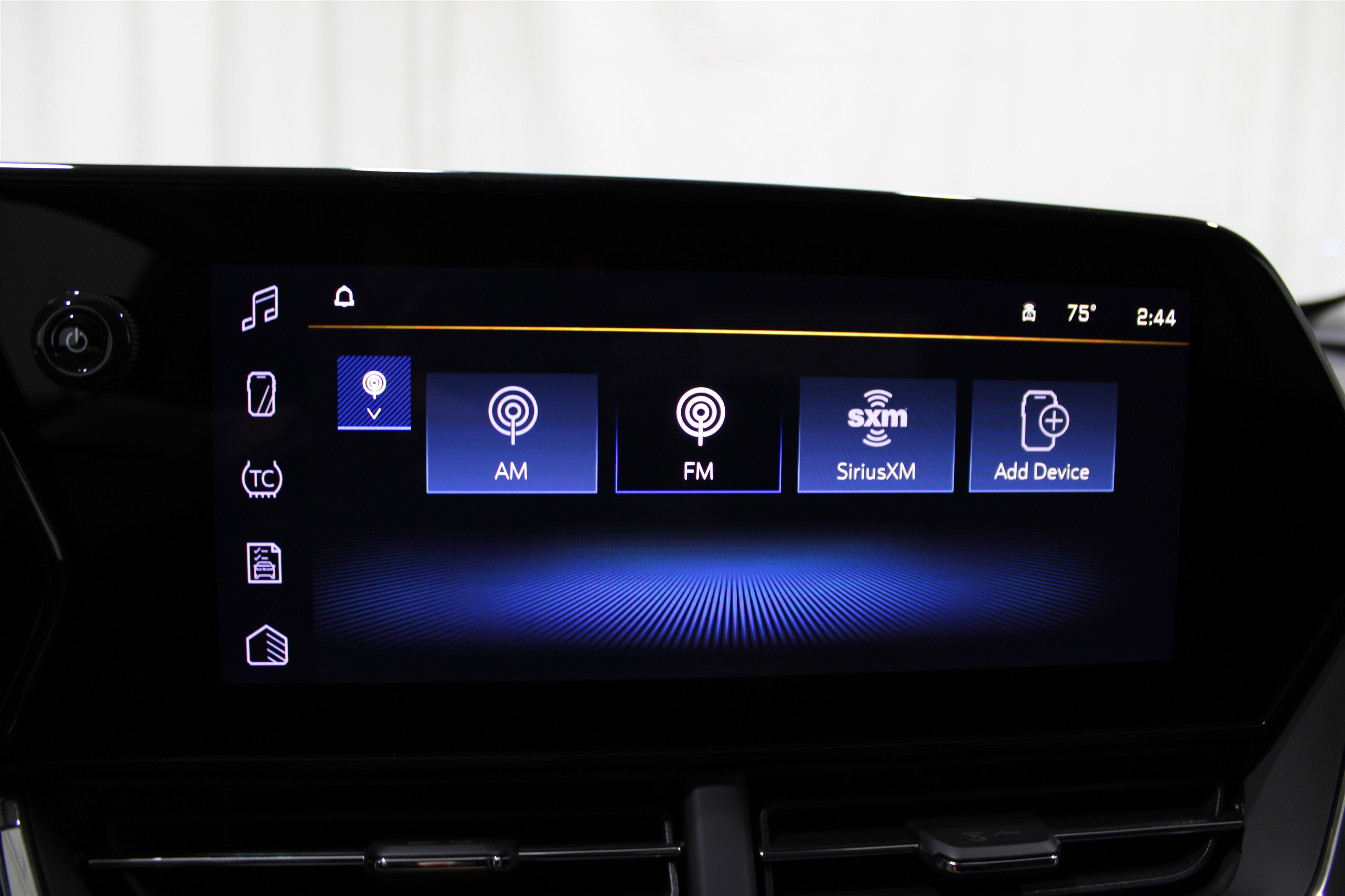 2025 Chevrolet Trax LT photo 10