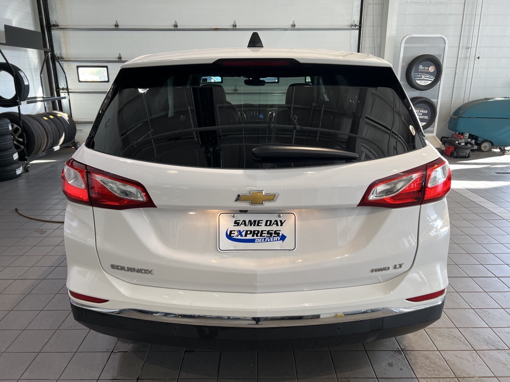 2018 Chevrolet Equinox LT photo 8