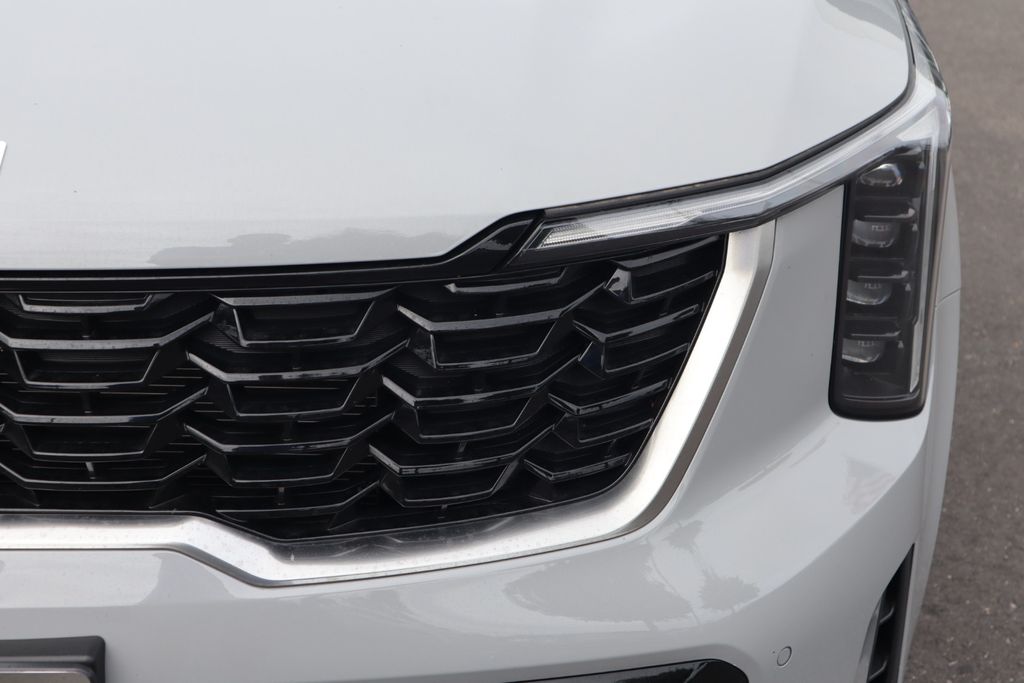 2025 Kia Sorento S photo 12