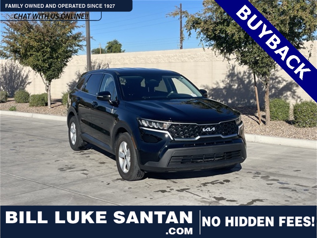 2023 Kia Sorento LX's photo