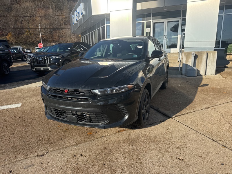 2023 Dodge Hornet GT photo 2