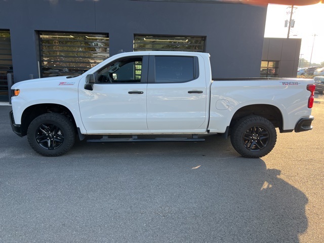 2021 Chevrolet Silverado 1500 Custom Trail Boss photo 2