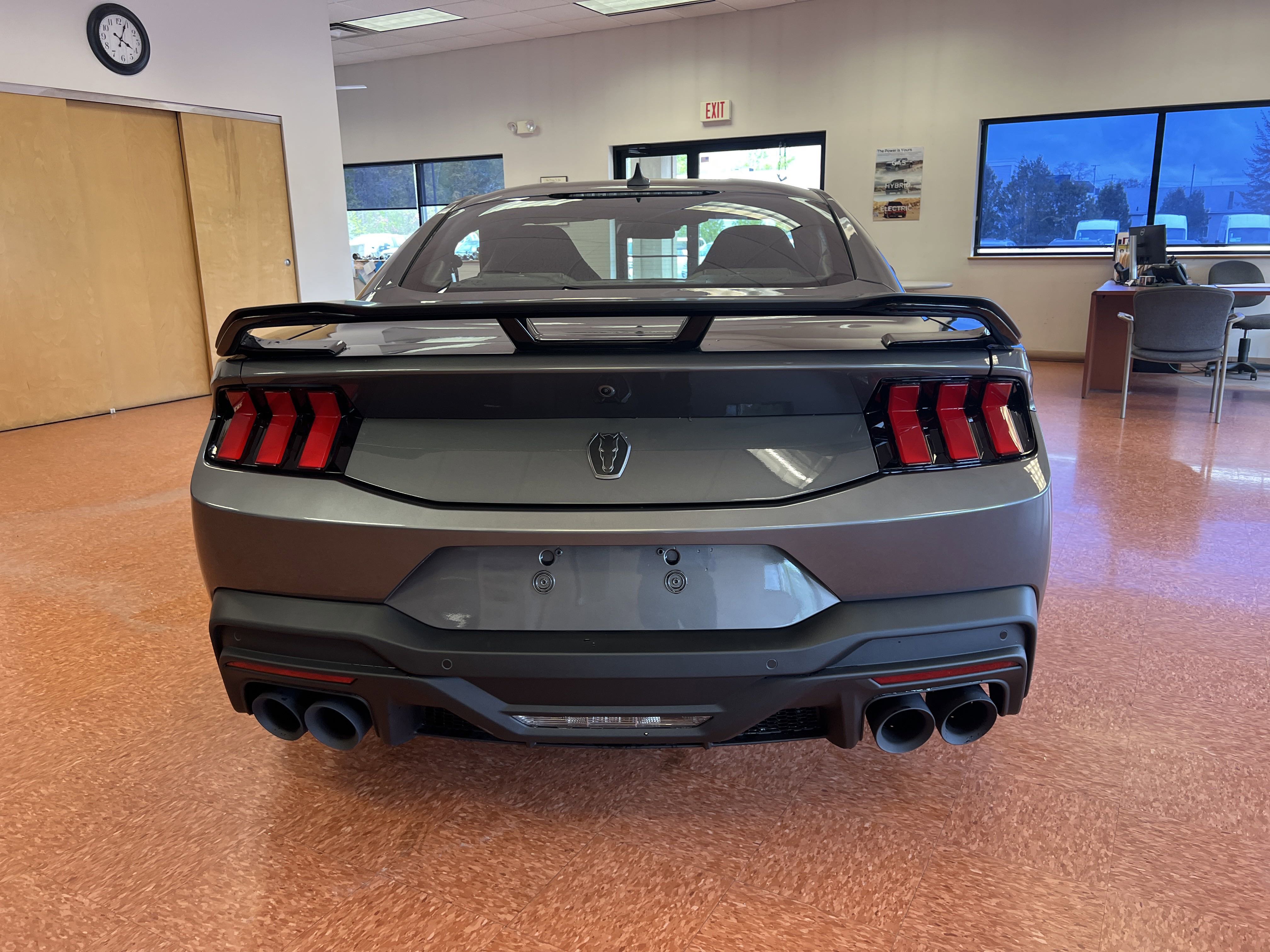 2025 Ford Mustang Dark Horse Premium photo 3