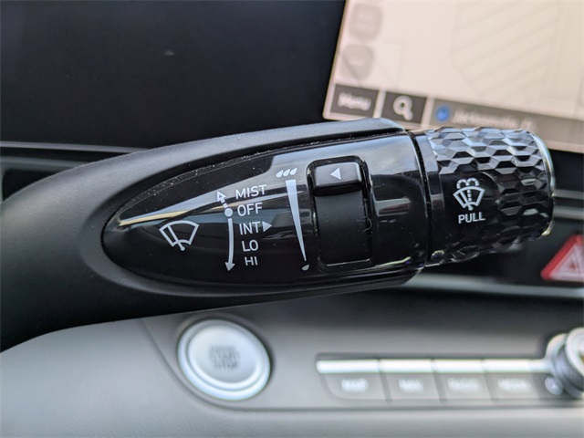 2023 Hyundai Elantra SEL photo 26