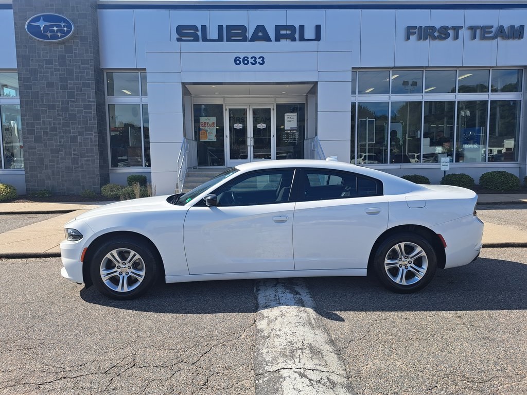 2023 Dodge Charger SXT photo 2