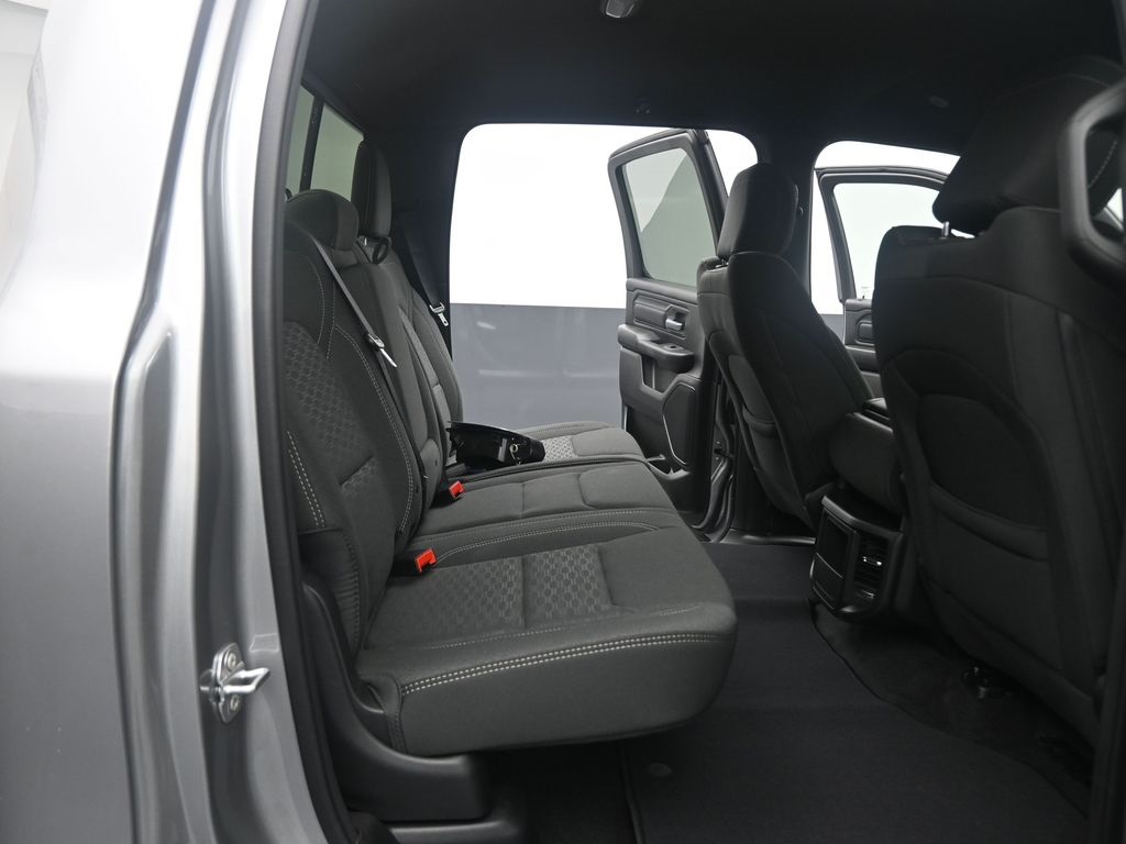 2025 Ram 1500 Tradesman photo 12