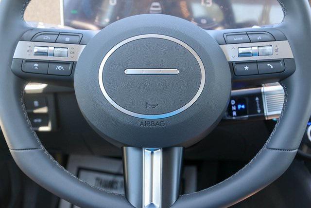New 2025 Silver Hyundai SEL image 18