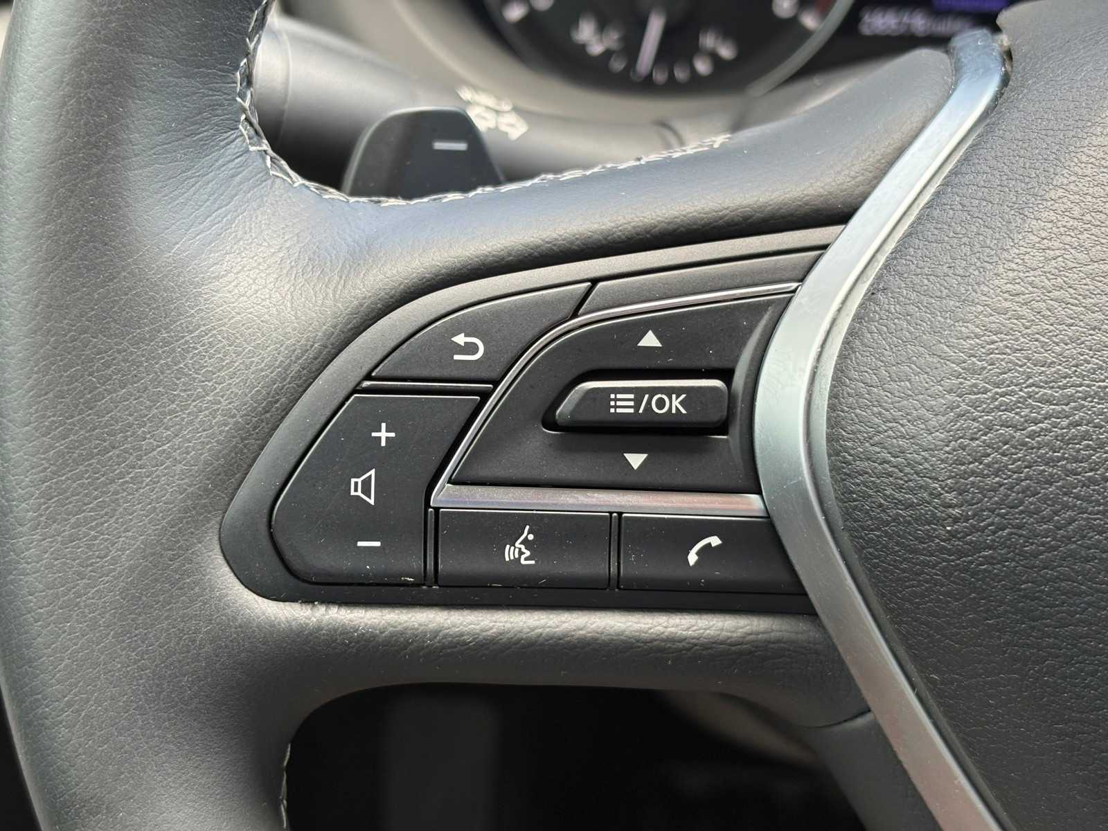 Used 2023 Slate Gray INFINITI LUXE image 21