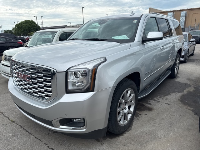 Used 2020 Silver GMC Denali image 3